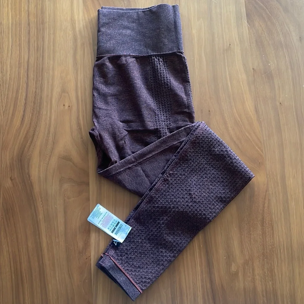 GymShark Leggings - Picture 4 of 7